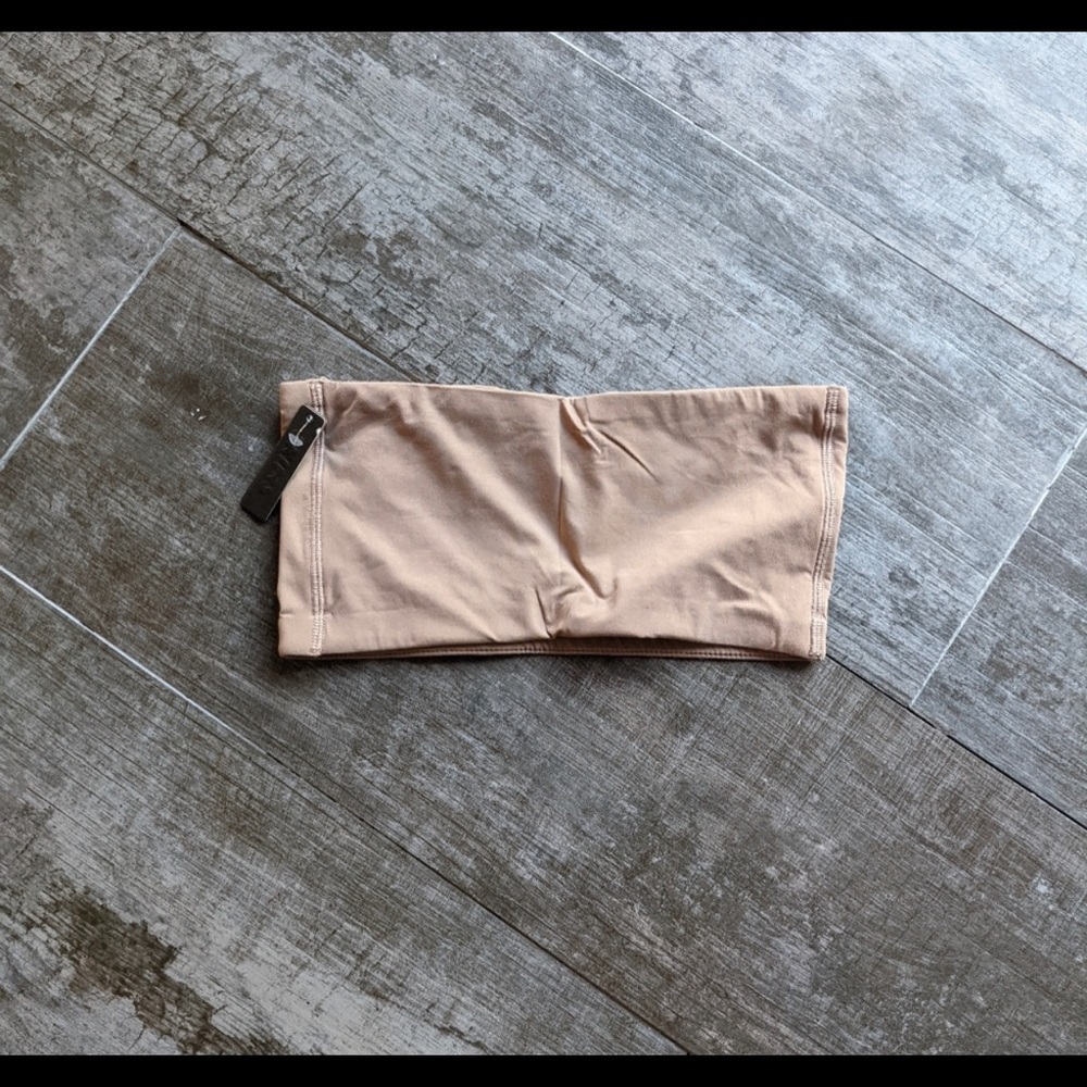 NWT SKIMS Fits Everybody Seamless Bandeau in Sienna